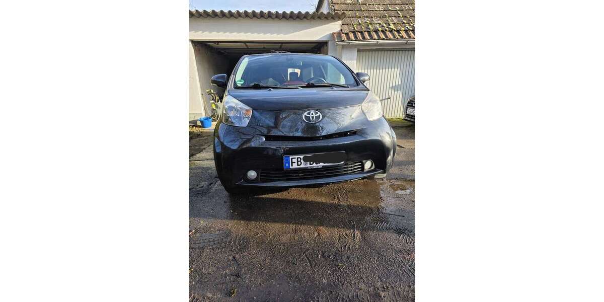 Toyota iQ 58.406 km 5.300 &euro; frankfurt 60435