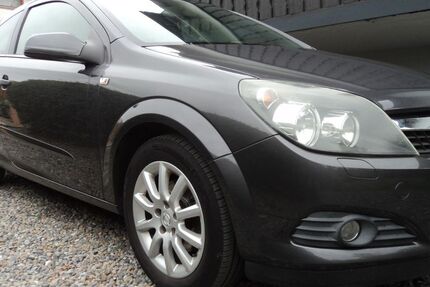 Opel Astra 203.000 km 1.799 € Treffelstein 93492