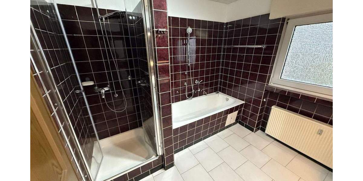 Etagenwohnung Werdohl Rodt - 3 Zimmer, 97 m&sup2;, 660&euro; | Angebot:24810252