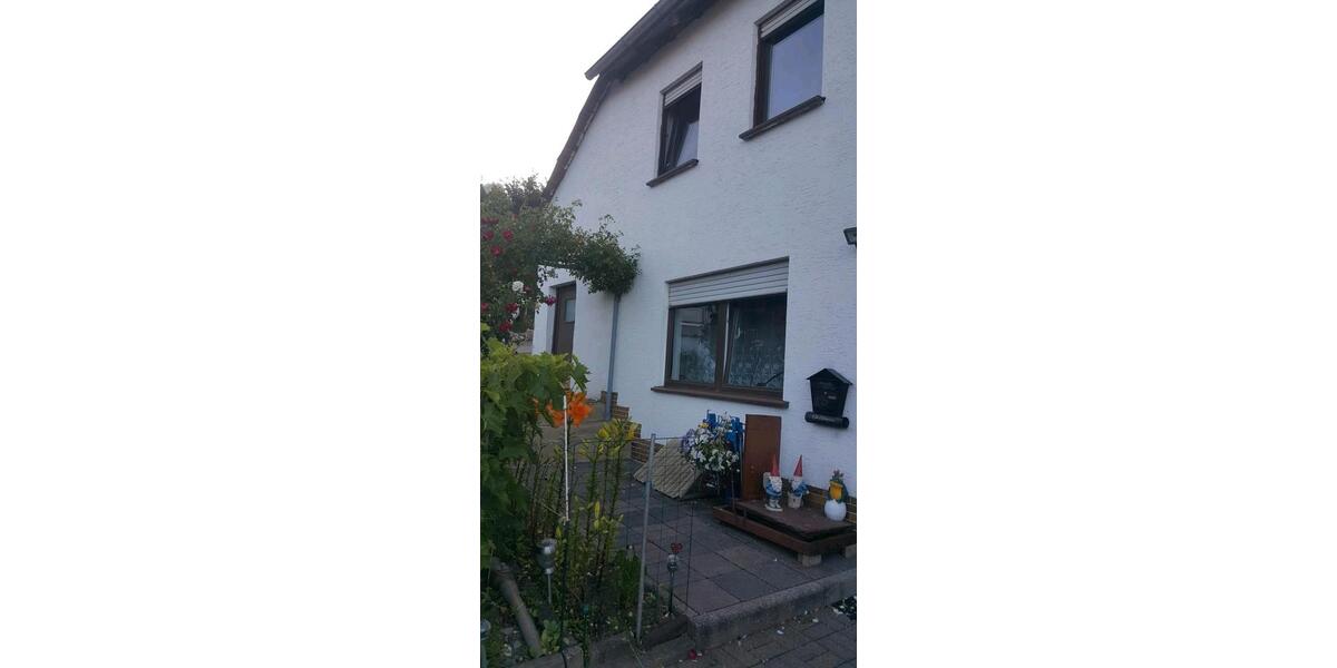 Einfamilienhaus Mehren - 8 Zimmer, 110 m&sup2;, 230.000&euro; | Angebot:27158207