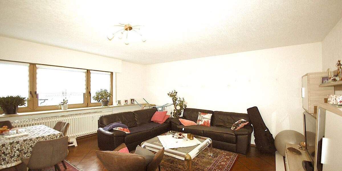 Mehrfamilienhaus, Wohnhaus Bürstadt - 8 Zimmer, 343 m&sup2;, 645.000&euro; | Angebot:25826001