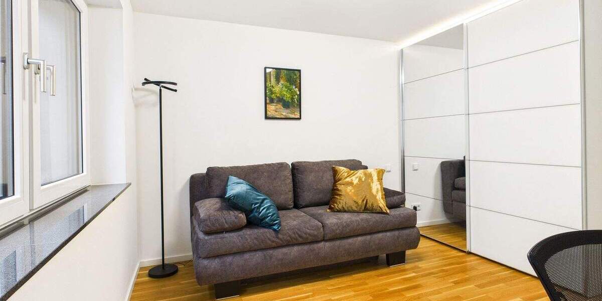 Etagenwohnung Stuttgart Feuerbach - 3 Zimmer, 94 m&sup2;, 2.020&euro; | Angebot:25772243