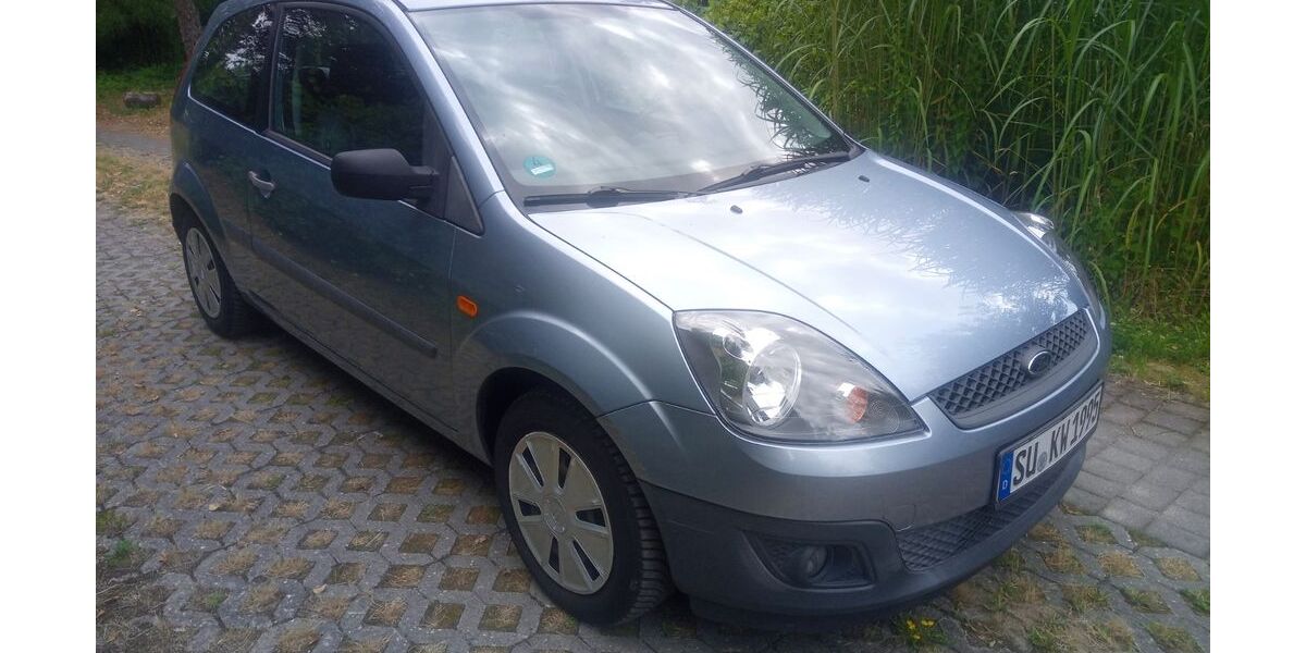 Ford Fiesta 100.000 km 1.950 &euro; Altenkirchen 57610