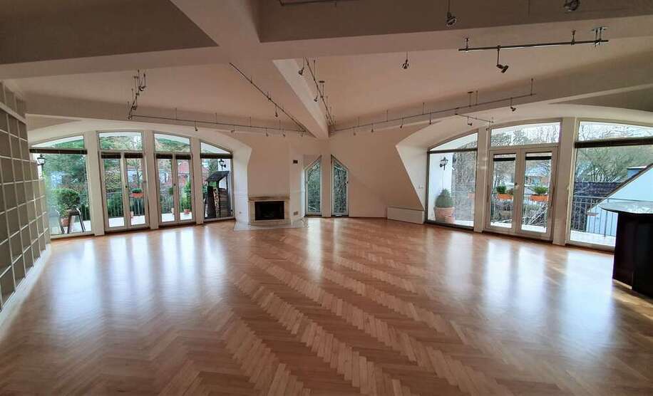 Wohnung zum Mieten in Berlin 2.492 € 160 m²