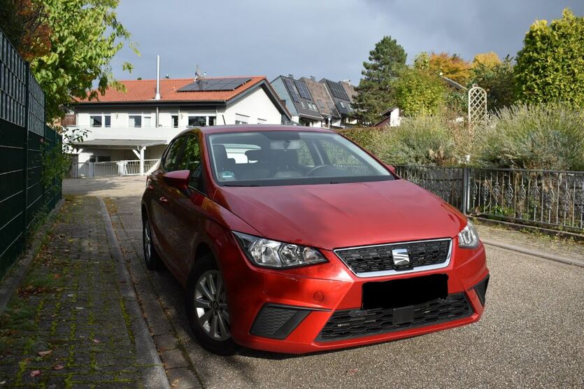 Seat Ibiza 54.342 km 12.490 € Karlsruhe 76228