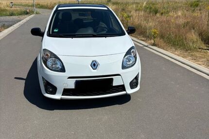 Renault Twingo 119.000 km 2.999 &euro; Scheuerfeld 57584