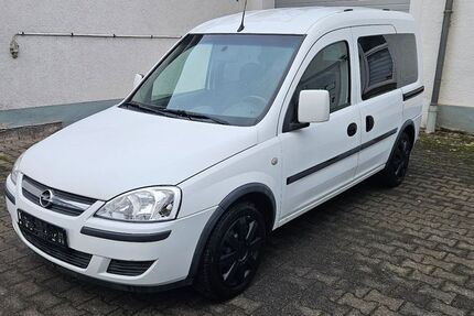 Opel Combo 87.270 km 3.999 &euro; Floh-Seligenthal 98593