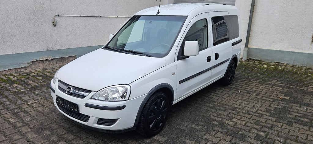 Opel Combo 87.270 km 3.999 &euro; Floh-Seligenthal 98593