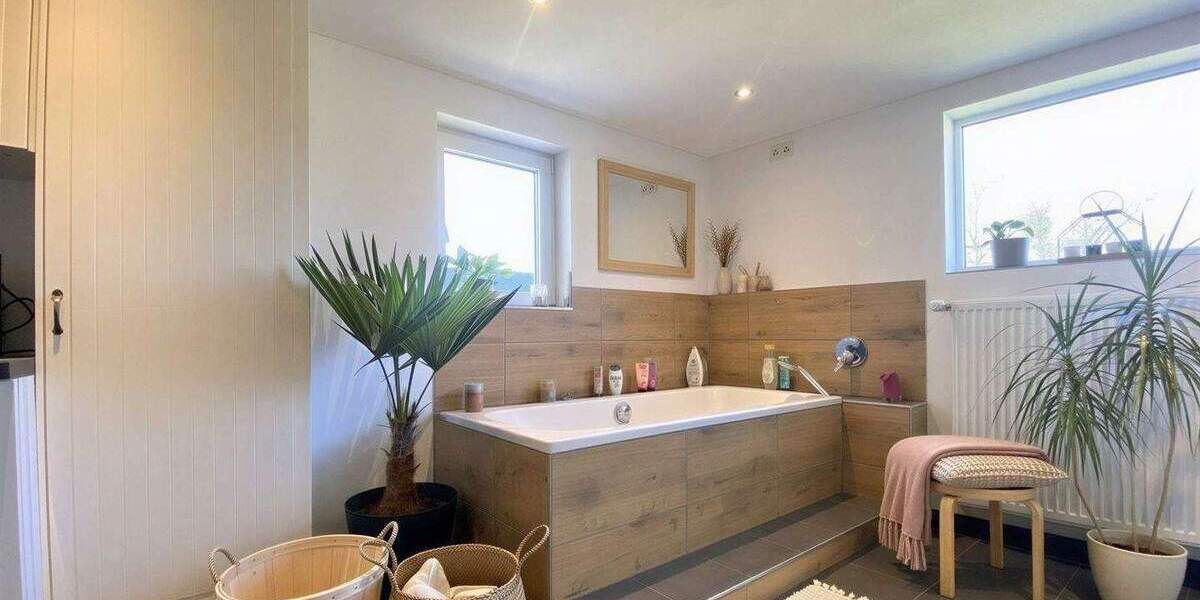 Einfamilienhaus Ruppichteroth Mittelsaurenbach - 6 Zimmer, 183 m&sup2;, 360.000&euro; | Angebot:24825467