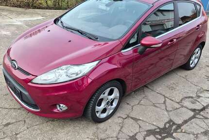 Ford Fiesta 270.000 km 1.690 &euro; Himbergen 29584
