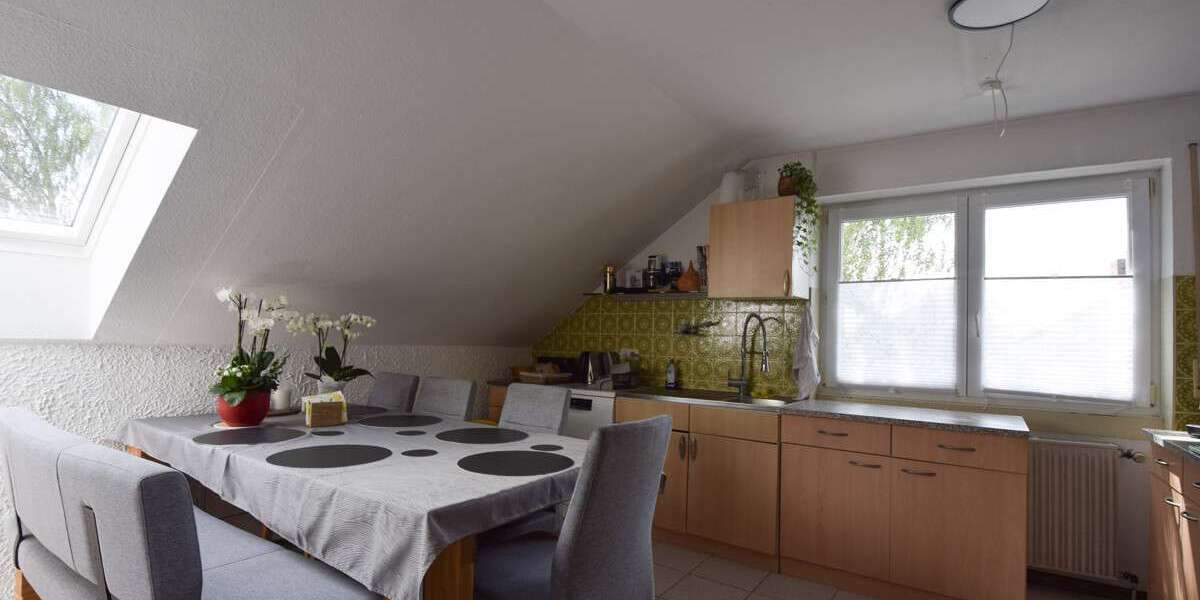 Etagenwohnung Villingen-Schwenningen Schwenningen - 3 Zimmer, 85 m&sup2;, 175.000&euro; | Angebot:27136734