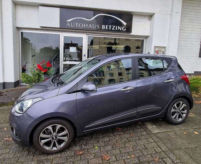 i10