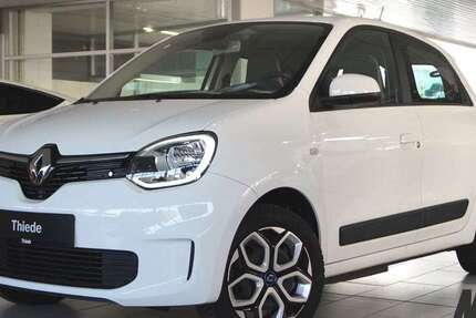 Renault Twingo 32.950 km 9.220 &euro; Schöningen 38364