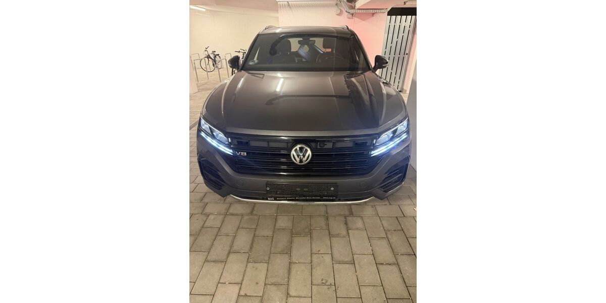 VW Touareg 179.000 km 36.900 € Karlsruhe 76135
