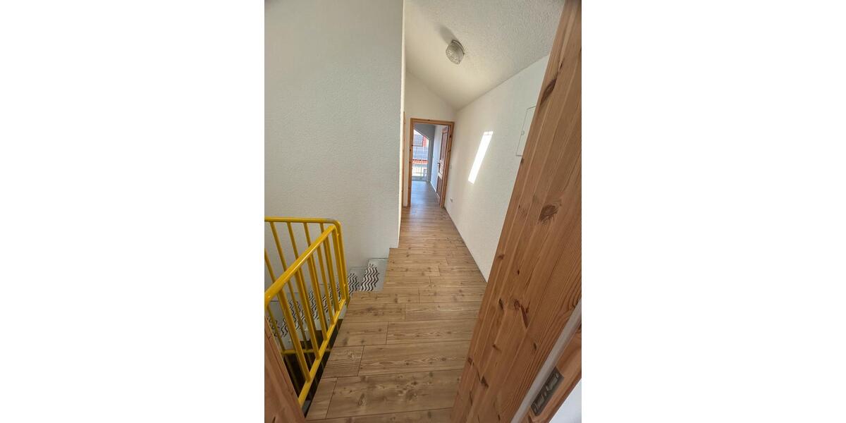 Dachgeschoßwohnung Bad Salzungen - 2 Zimmer, 43 m&sup2;, 475&euro; | Angebot:25369391