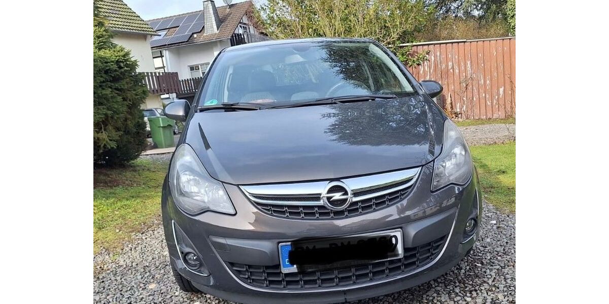 Opel Corsa 99.500 km 3.950 &euro; Bergneustadt 51702
