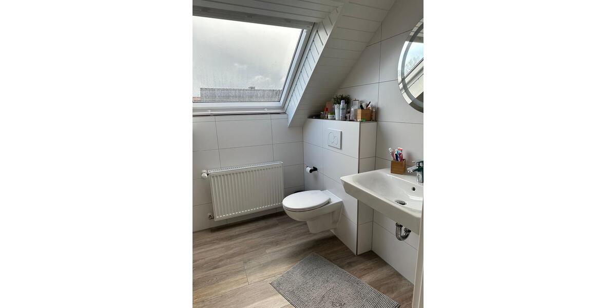 Dachgeschoßwohnung Verl - 3 Zimmer, 72 m&sup2;, 720&euro; | Angebot:26315049