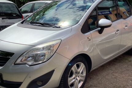 Opel Meriva 73.900 km 4.999 &euro; Erkner 15537
