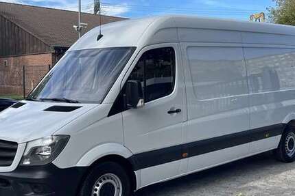 Mercedes-Benz Sprinter 240.000 km 13.900 € Berlin 12681