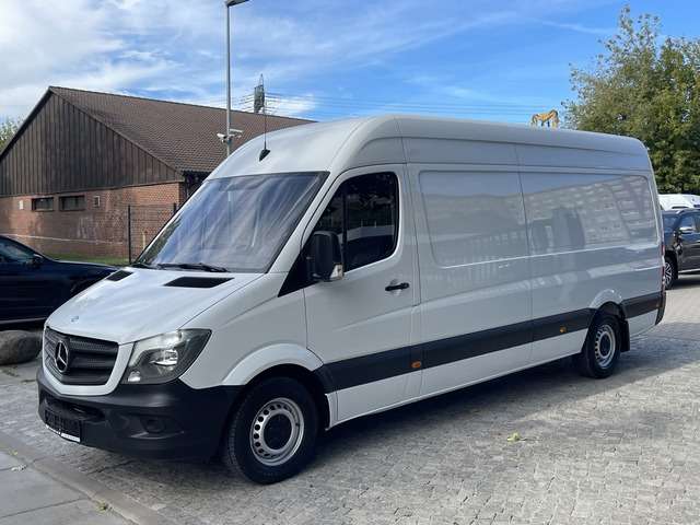 Mercedes-Benz Sprinter 240.000 km 13.900 € Berlin 12681