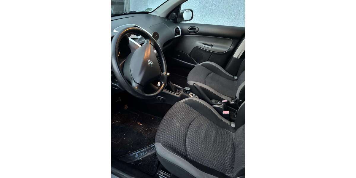 Peugeot 206 93.843 km 2.800 &euro; Siegen 57074