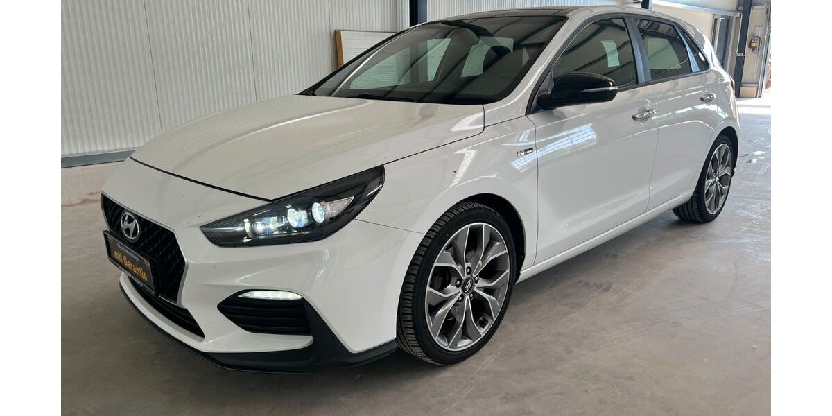 Hyundai i30 66.090 km 15.790 &euro; Ebergötzen 37136