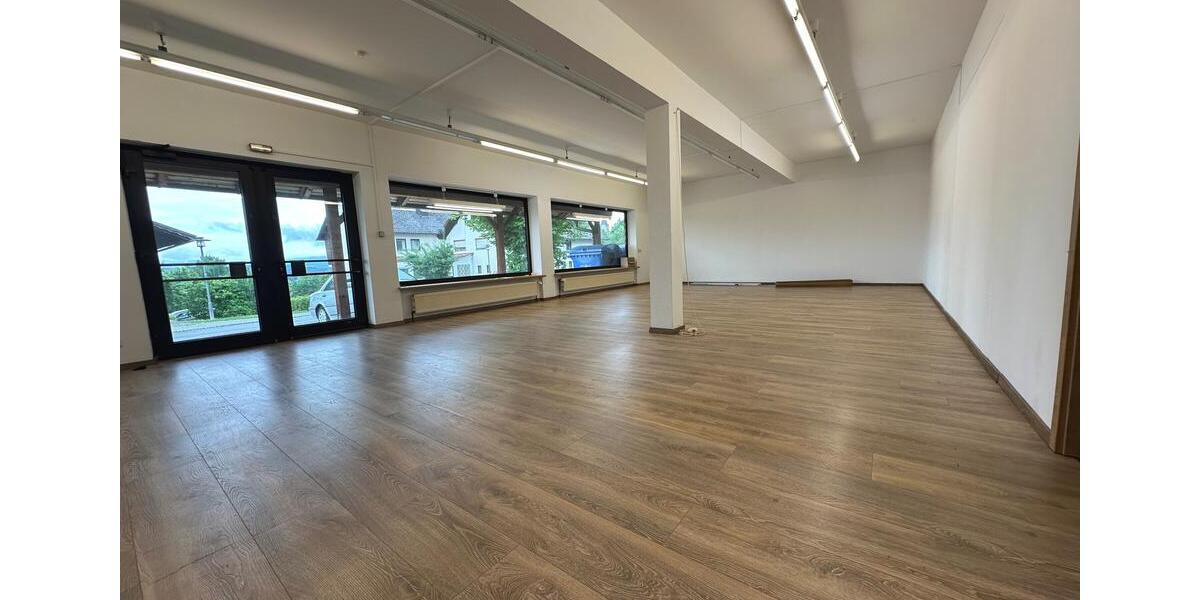 Gewerbeobjekt Böbrach - 1.750&euro; | Angebot:23197613