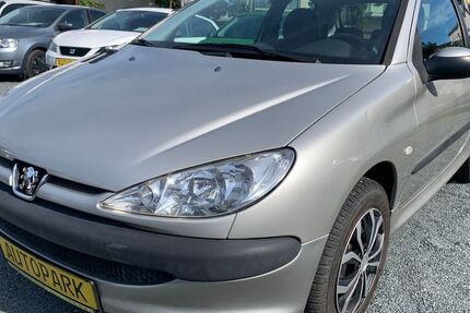 Peugeot 206 95.700 km 1.800 € Heidenau 01809