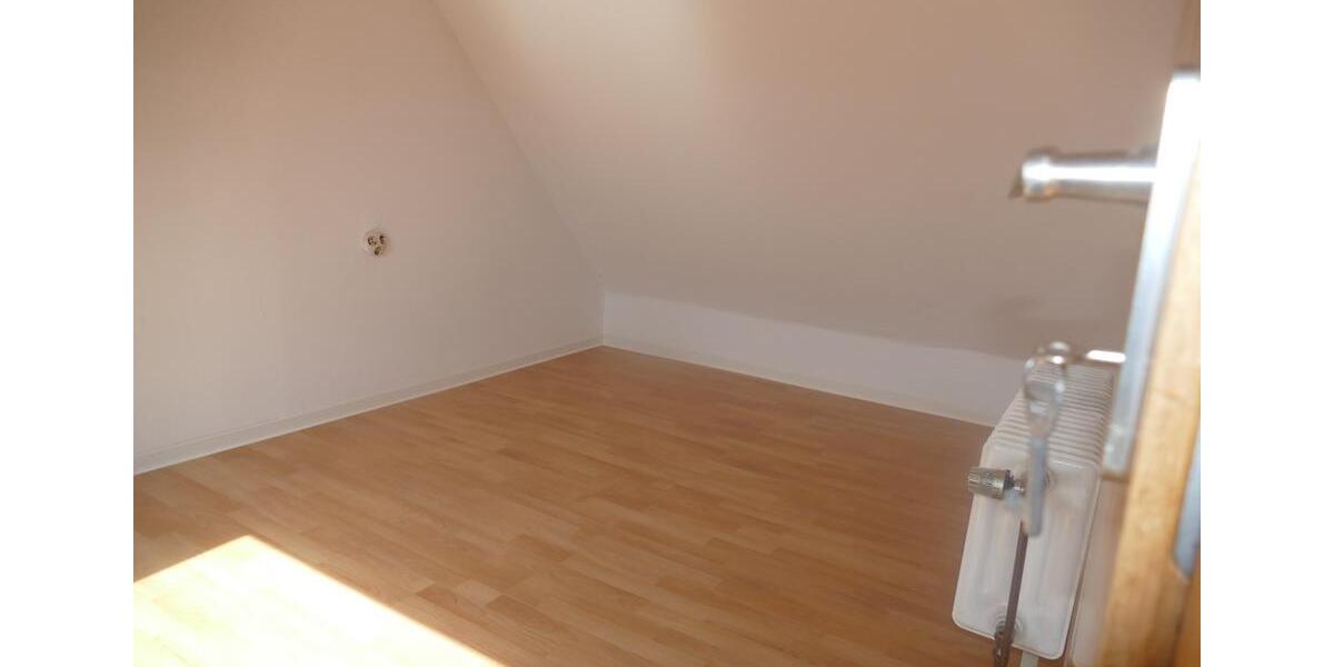 Etagenwohnung Swisttal - 3 Zimmer, 80 m&sup2;, 850&euro; | Angebot:25580153