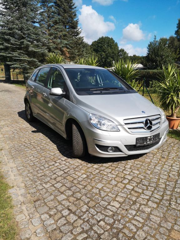 B 200
