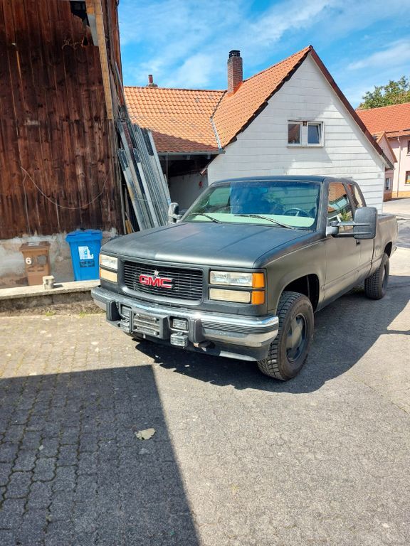 GMC Sierra 295.000 km 10.999 € Wildflecken 97772