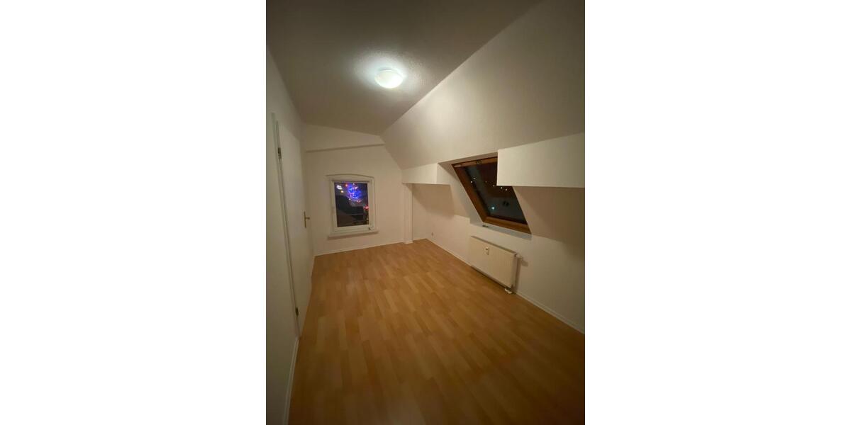 Maisonettenwohnung Zwickau - 3 Zimmer, 74 m&sup2;, 65.000&euro; | Angebot:27264894