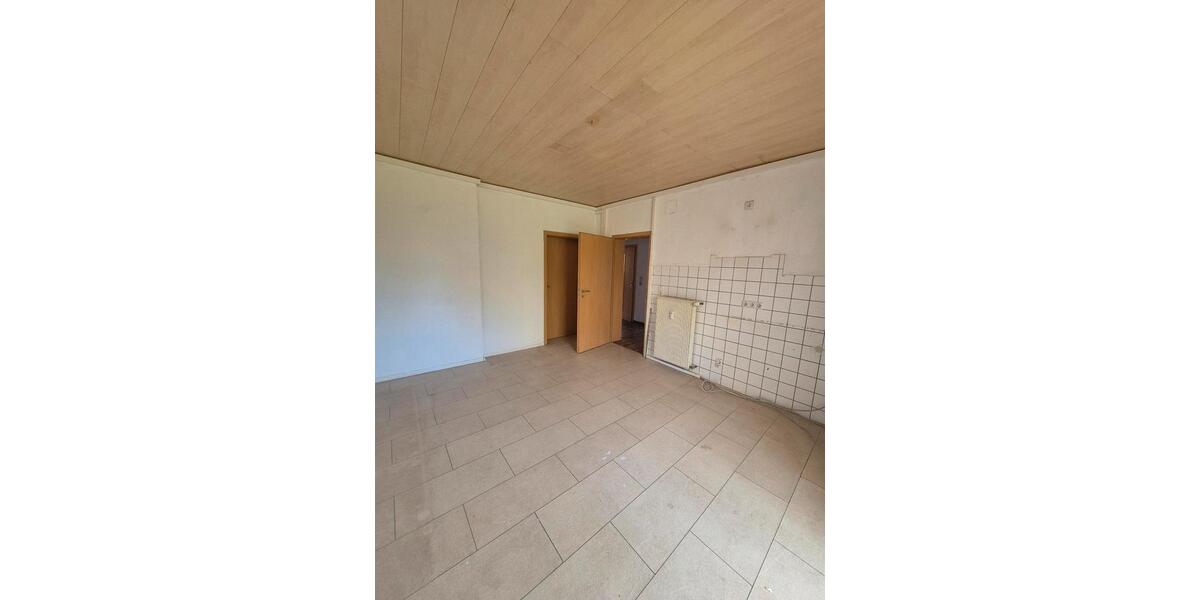 Etagenwohnung Völklingen - 3 Zimmer, 82 m&sup2;, 630&euro; | Angebot:26397489