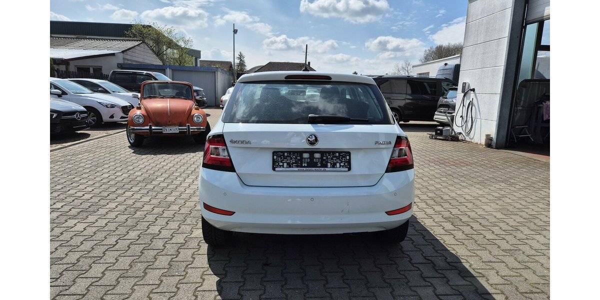 Skoda Fabia Cool Plus 127.420 km 7.890 &euro; Rodgau 63110