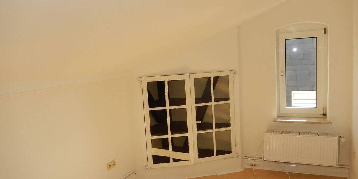 Ruhige Wohnung in zentraler Lage v. Bdf. 3 zimmer