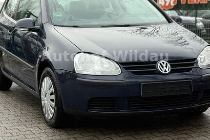 VW Golf 151.477 km 1.490 &euro; Wildau 15745