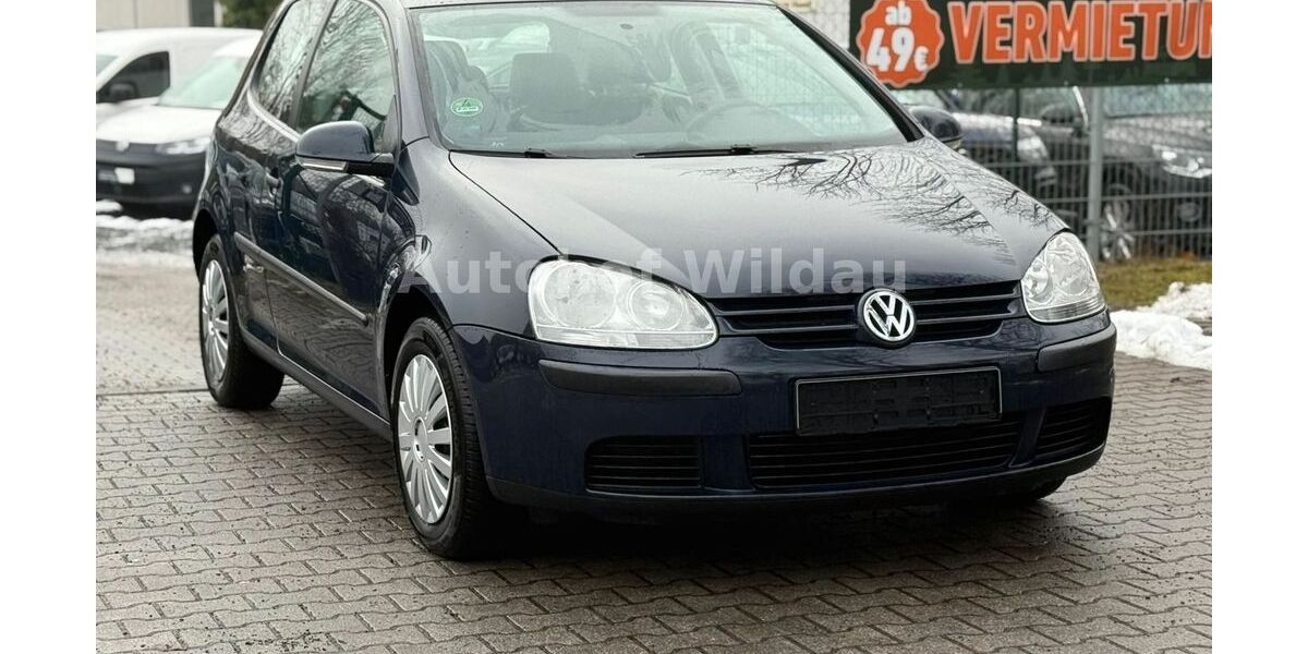 VW Golf 151.477 km 1.490 &euro; Wildau 15745
