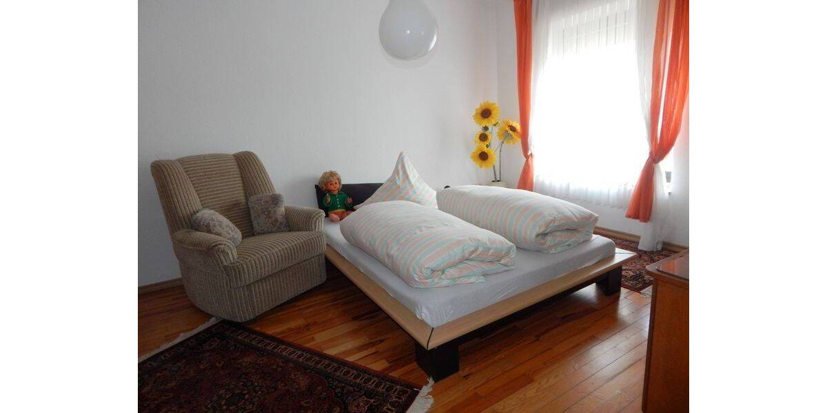 Einfamilienhaus Weiskirchen Rappweiler - 8 Zimmer, 244 m&sup2;, 299.000&euro; | Angebot:25801475