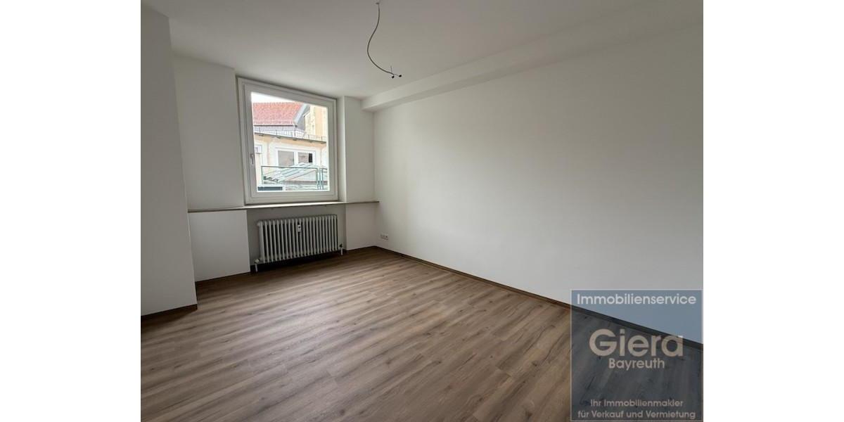 Etagenwohnung Bayreuth City - 1 Zimmer, 15 m&sup2;, 296&euro; | Angebot:26489977