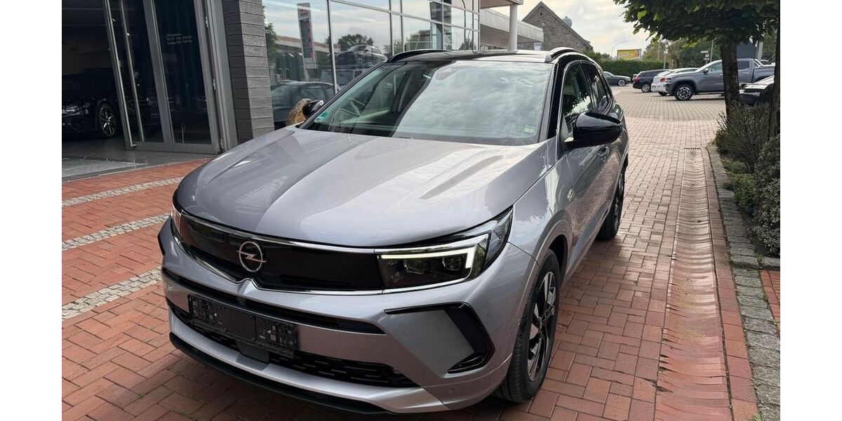 Opel Grandland (X) 26.300 km 21.490 &euro; Ibbenbüren 49477