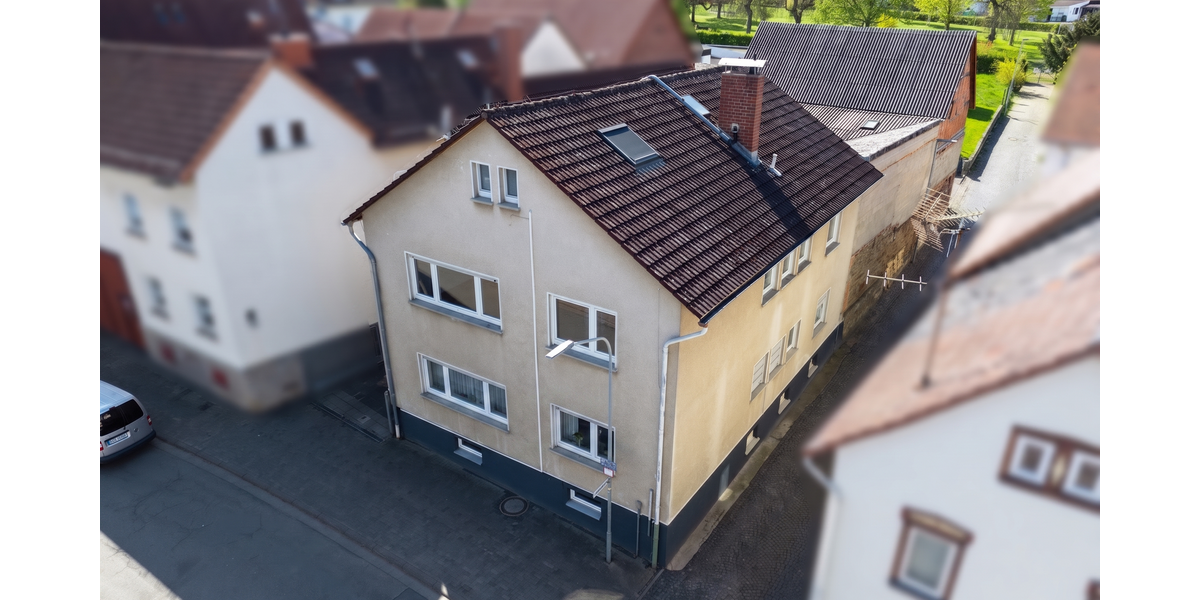 Einfamilienhaus Hüttenberg - 8 Zimmer, 180 m&sup2;, 469.000&euro; | Angebot:26584207