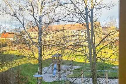 Wohnung zum Mieten in Zwickau 890 € 94 m²