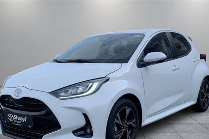 Toyota Yaris 1.500 km 24.490 &euro; Würzburg 97076