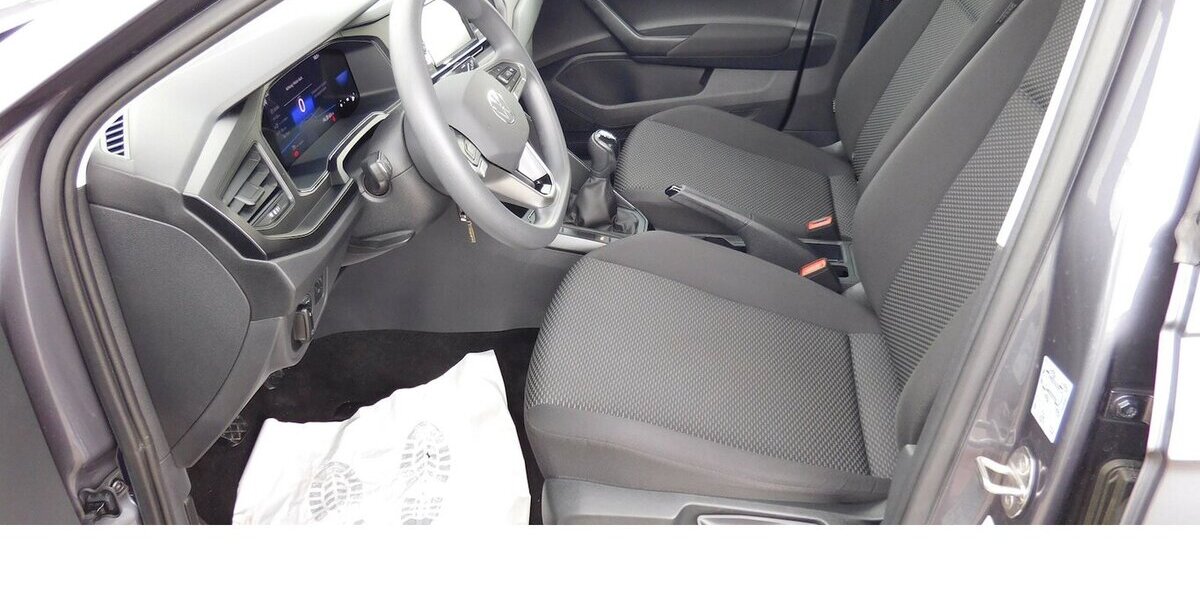 VW Taigo 1.0 TSI BMT Klima Radio Navi Klima 32.500 km 15.990 &euro; Vordorf 38533