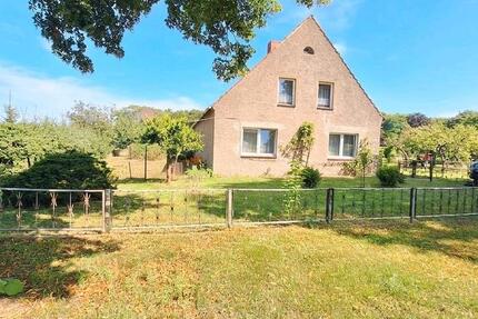 Haus Strasburg (Uckermark) - 4 Zimmer, 90 m&sup2;, 115.000&euro; | Angebot:25945905