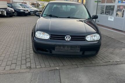 VW Golf 274.544 km 990 &euro; Lübeck 23560