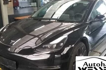 Tesla Model 3 27.831 km 34.950 &euro; Wittmund 26409