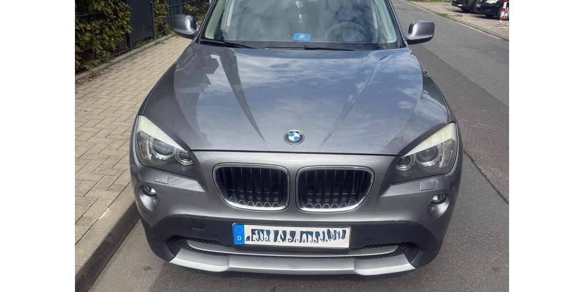BMW X1 180.000 km 8.200 &euro; Frankfurt 65934