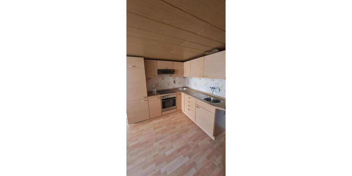 Erdgeschoßwohnung Ayl - 5 Zimmer, 130 m&sup2;, 850&euro; | Angebot:26359617