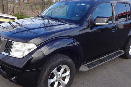 Nissan Pathfinder 285.000 km 5.980 &euro; Zülpich 53909